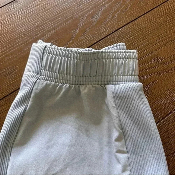 Athleta Womens Brooklyn Fully Lined Jogger Athletic Gym Zip Pocket Pants Sz 10 - Picture 4 of 10